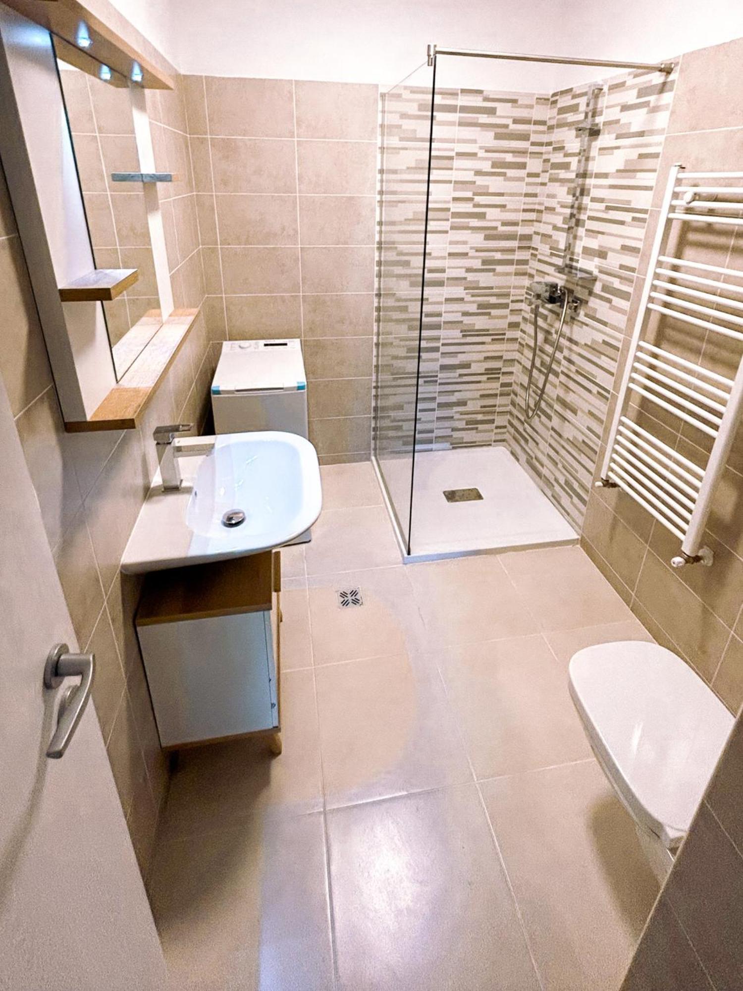 Bg Luximmo Apartments Κλουζ-Ναπόκα Εξωτερικό φωτογραφία